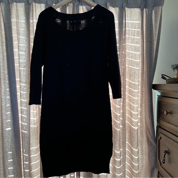 Old Navy Black Crewneck Fitted Sweater Dress Size Medium - Picture 7 of 12